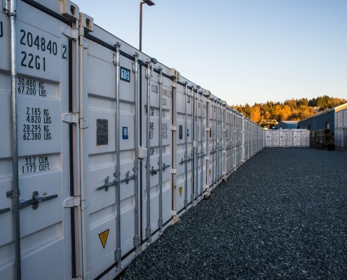 storage locker prices